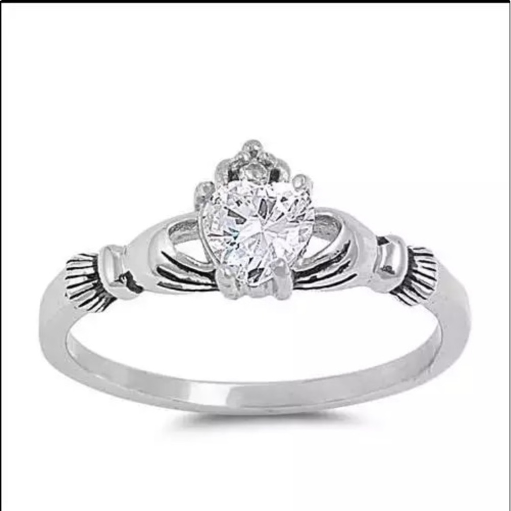 ❤️Silver Claddagh Ring Size 8❤️